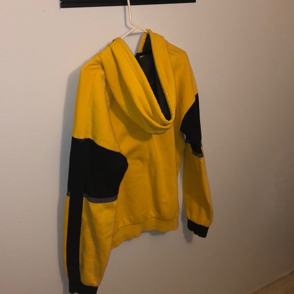 Jacket - Picture 2 of 3